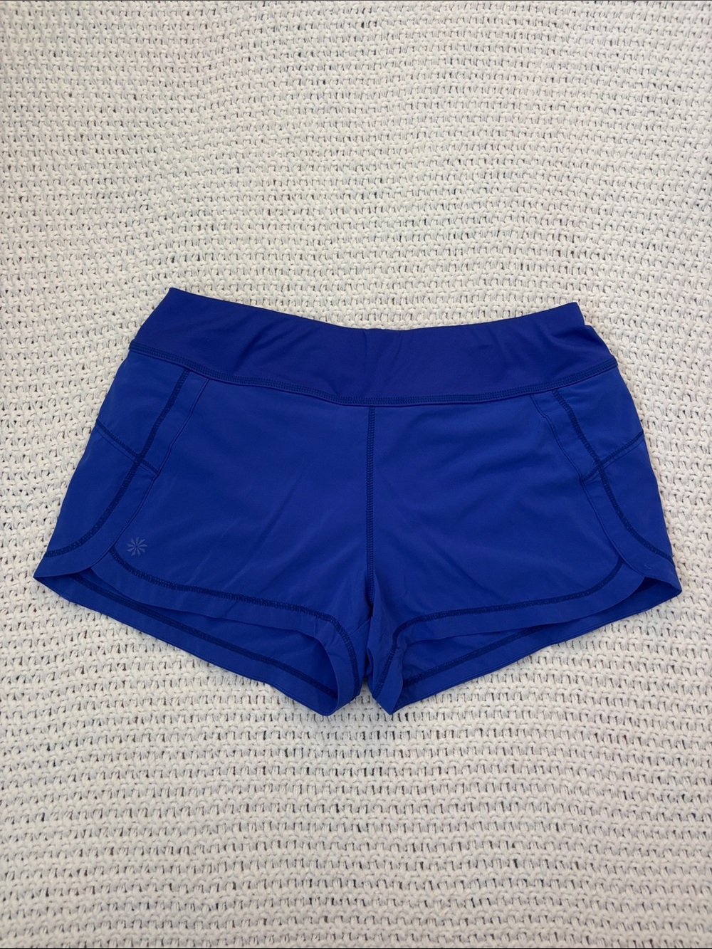 Athleta Cobalt Blue Women's mid rise 2.5 inch inseam running workout gym shorts